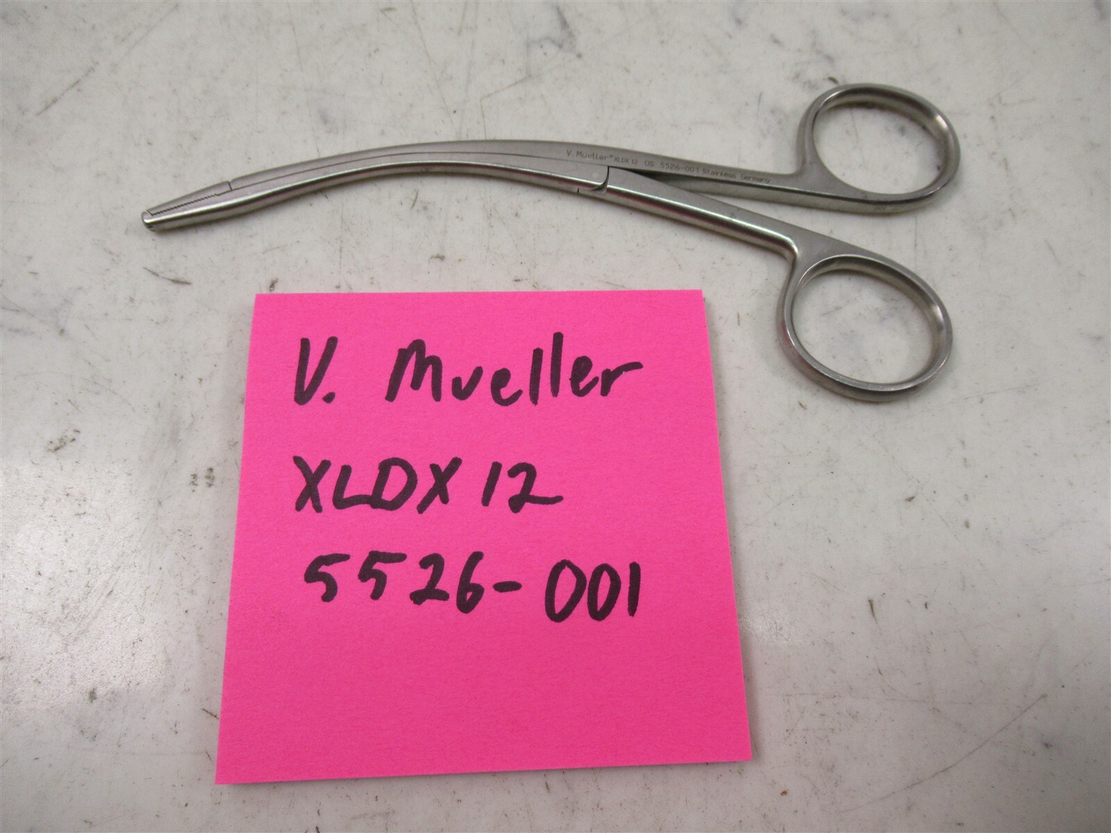V. Mueller 5526-001 XLDX12 Surgical Stainless Steel Tendon Pulling Forceps