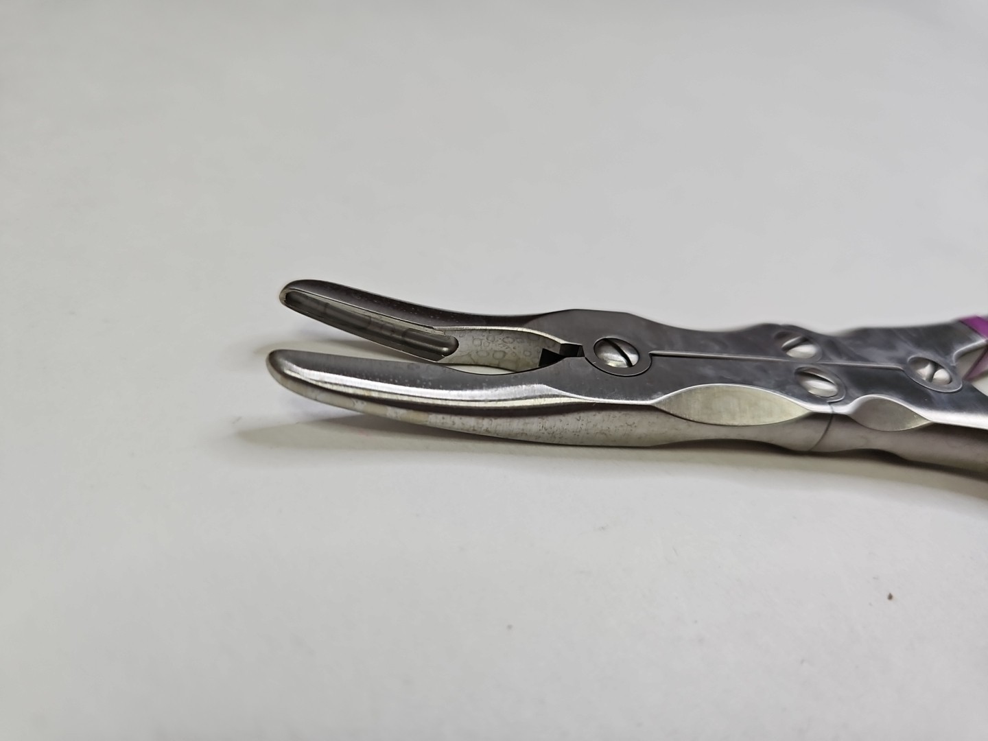 V Mueller AU6784-002 Ruskin Rongeur, Curved, 3mm, 6″