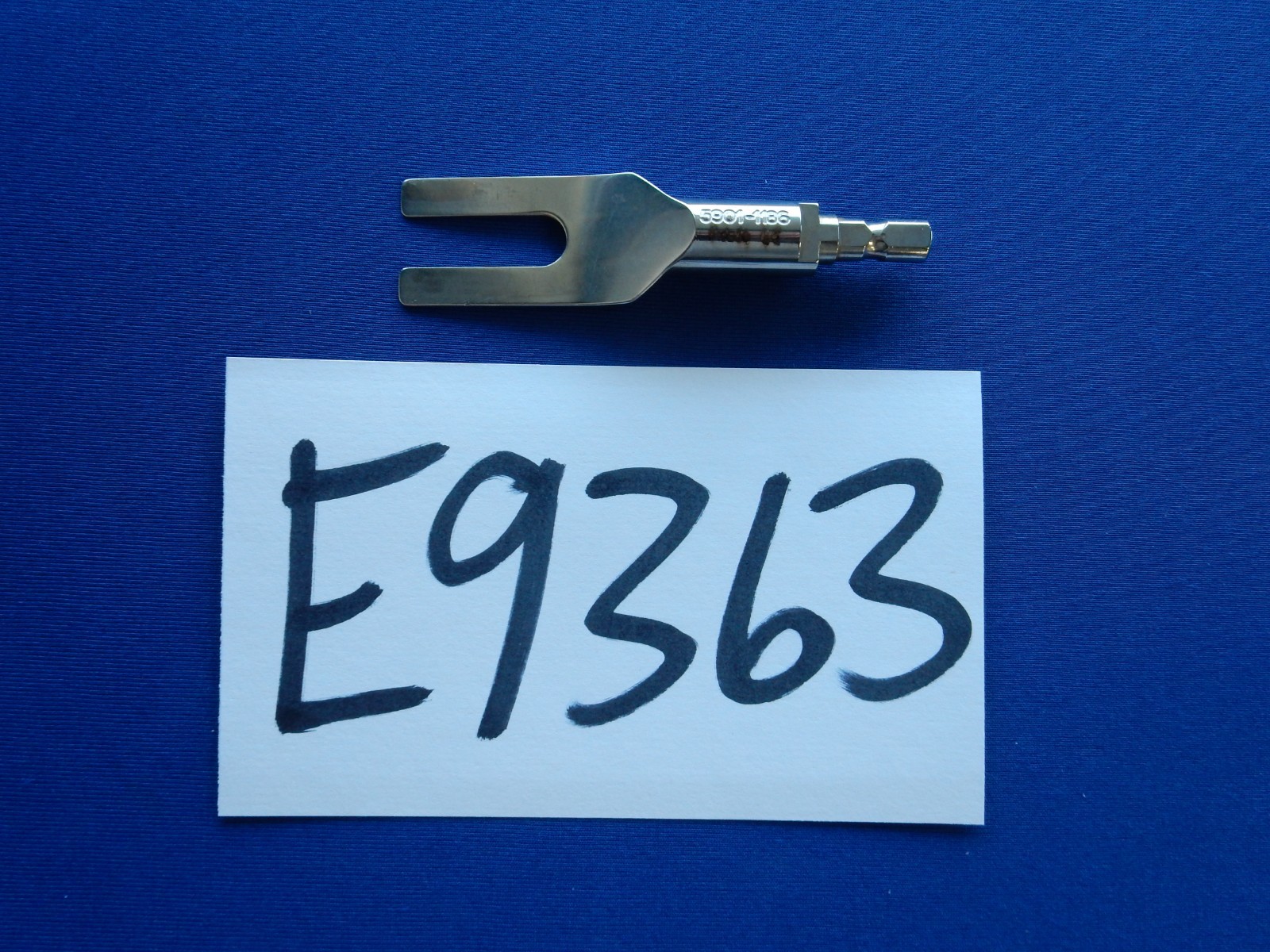 Stryker 5901-1186 Forked Removal Tool