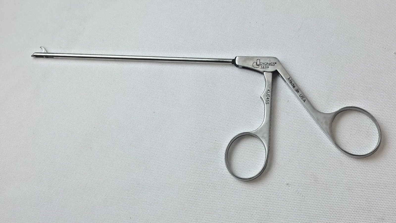 Smith & Nephew Dyonics 3839 Basket Forceps Punch Straight 130mm Arthroscopy
