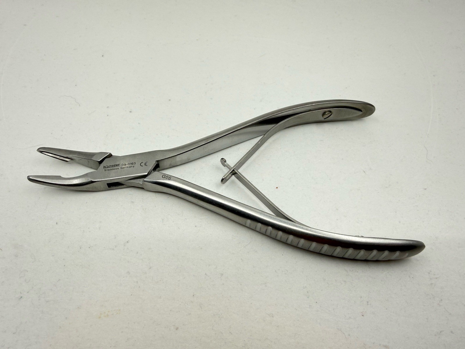 W. Lorenz Surgical Curved Luer Rongeur 09-0163 6-3/4″