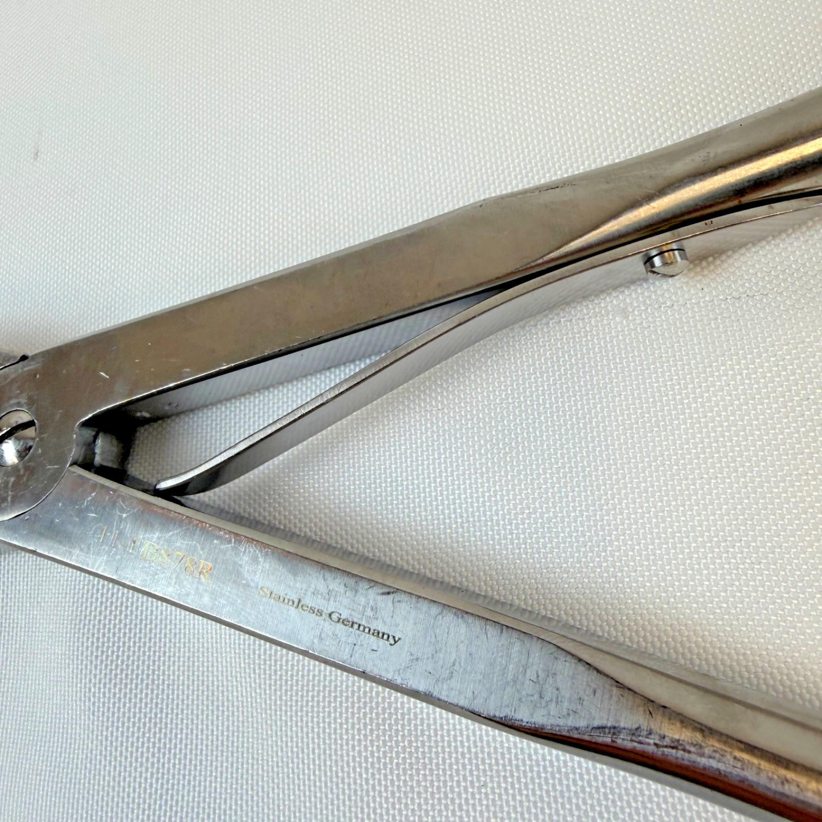Aesculap FB878R BETHUNE Rib Shears, Curved, 340 mm (13 3/8″)