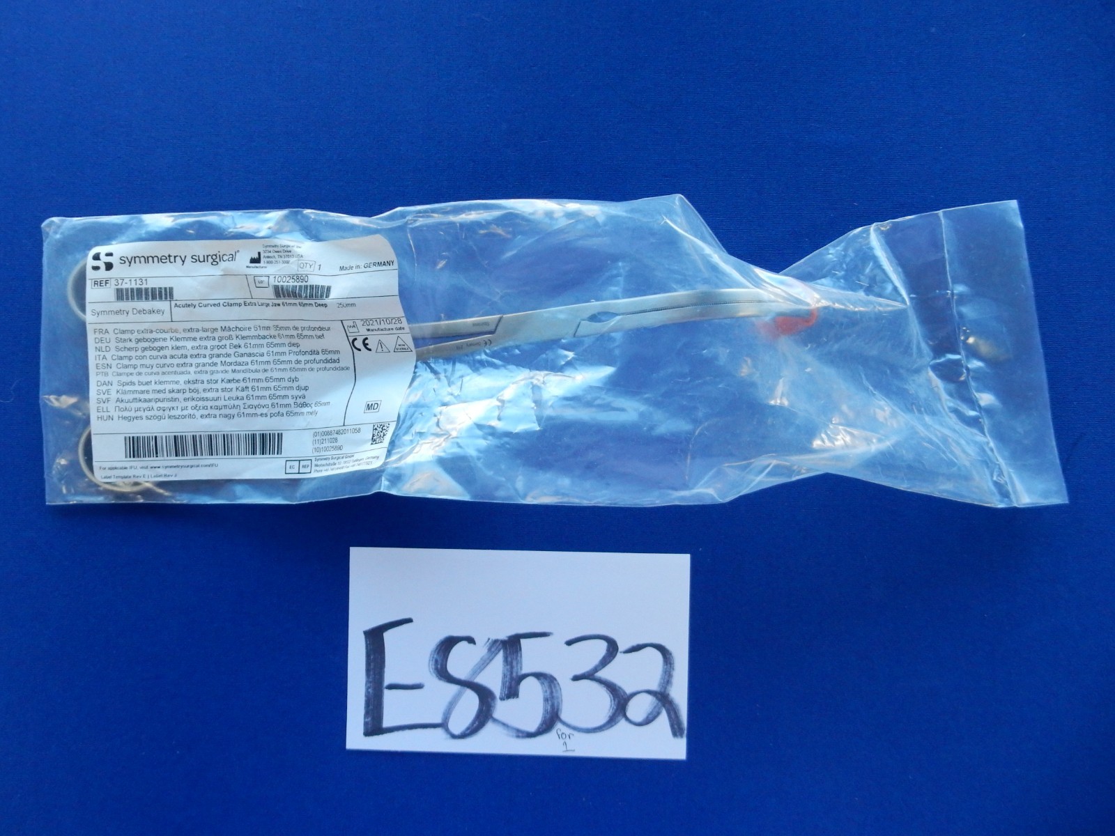 **NEW** Symmetry 37-1131 DeBakey Acutely Curved Extra Large Clamp 250mm Length