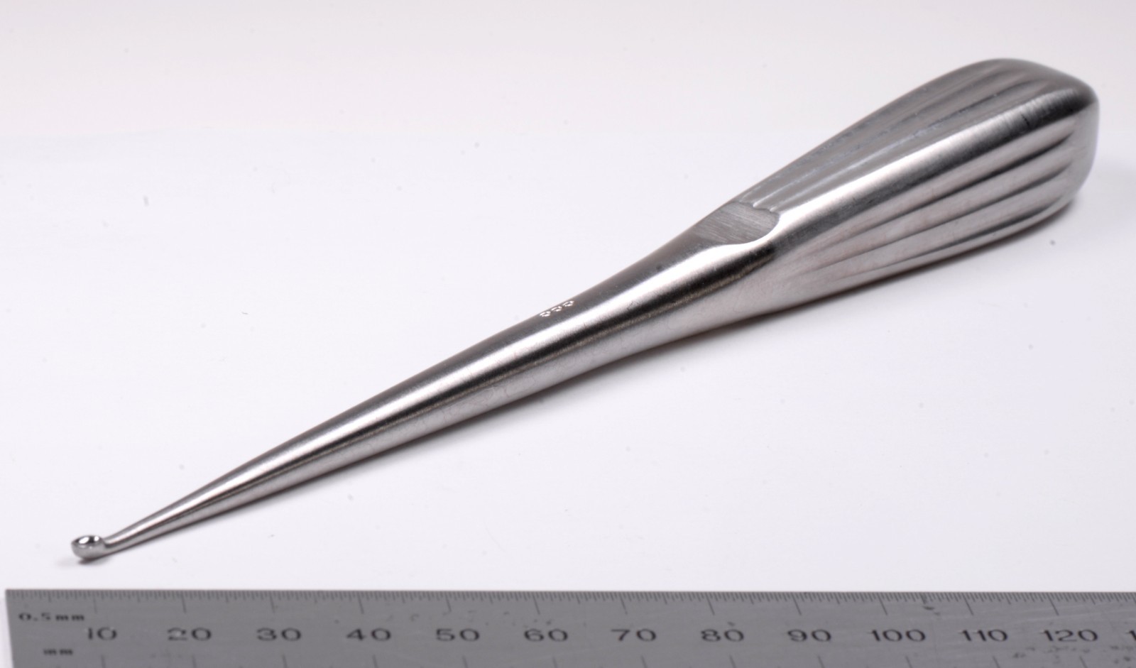 Aesculap MD482 Bruns Bone Curette 8″ Fig 000 Straight Surgical Germany Stainless
