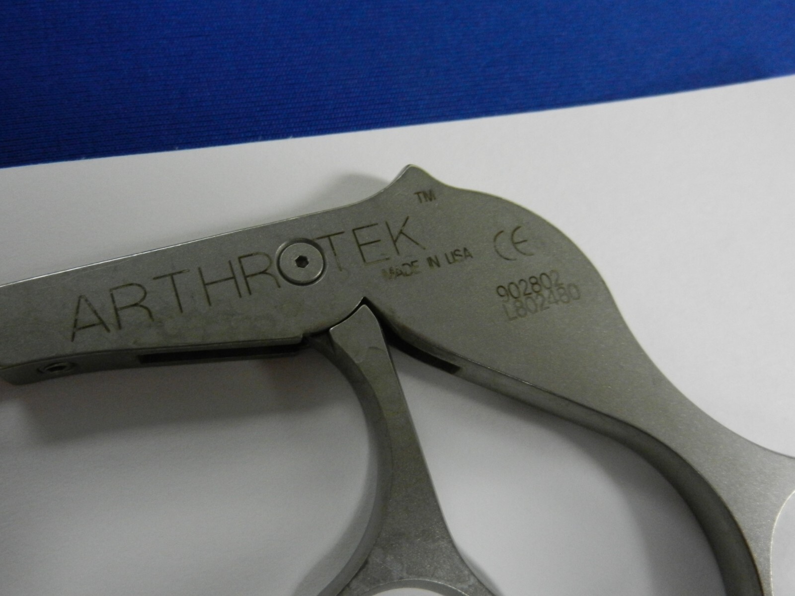 F137 Arthrotek Arthroscopic Hand Instrument / Retractor Set