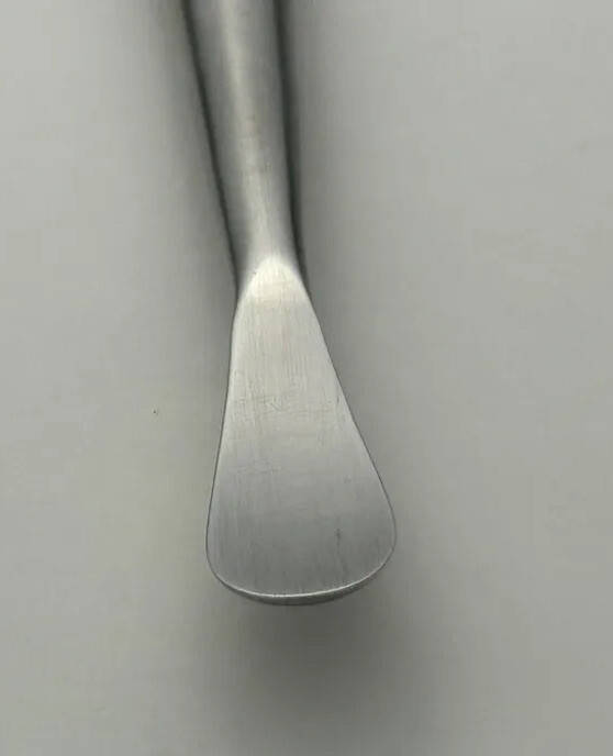 PILLING KM49340 Cobb Spinal Elevator Sharp Straight 13mm Tip 9.5in Length KMedic