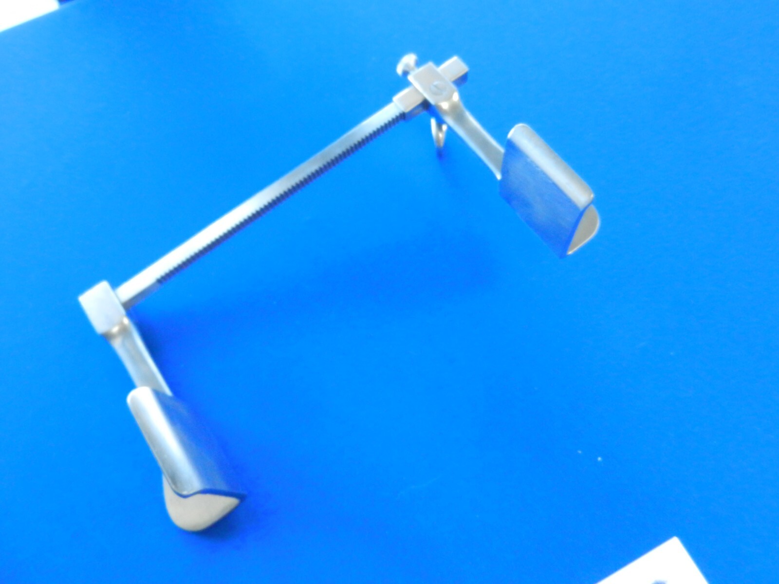 E767 Lawton Surgical Tuffier CVT Spreader with Grooved Blades