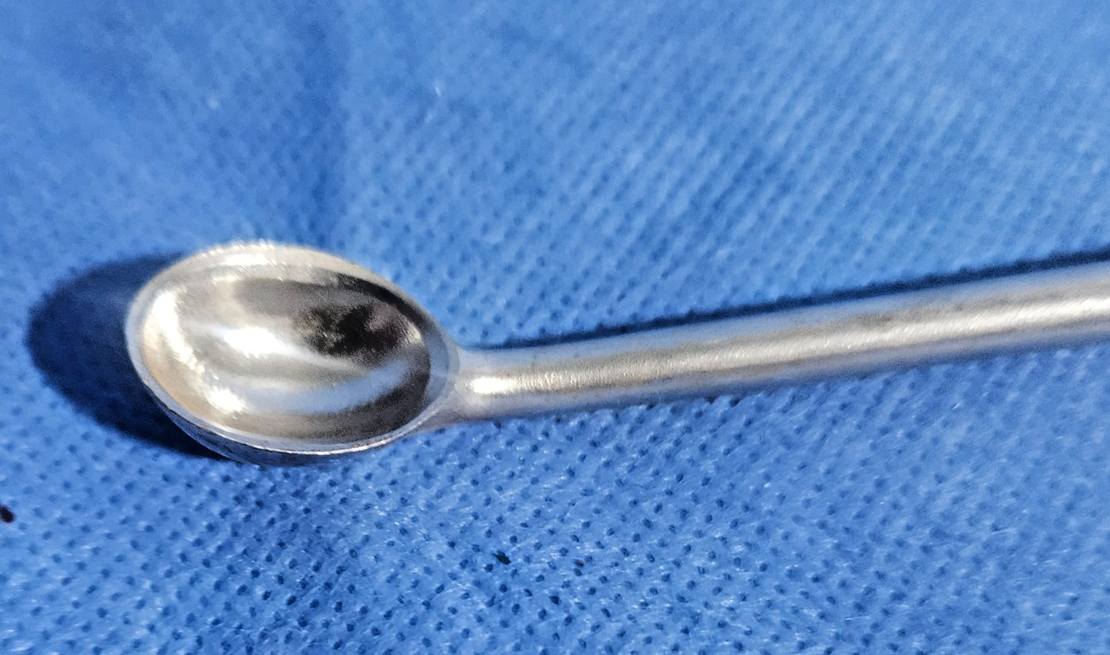 PROTEK 75.13.33 Currette, 15mm Cup, Up, 11” Overall Length, 20 deg shaft bend.