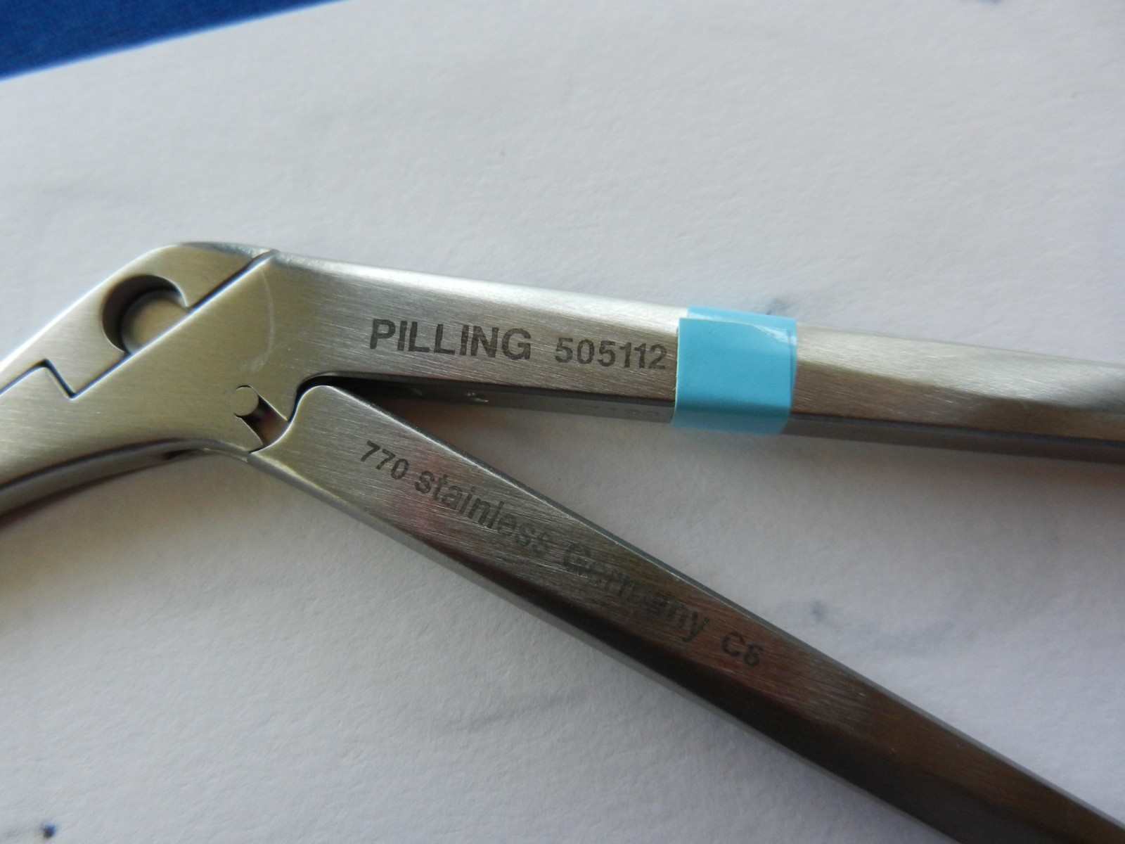 E6832 Pilling 505112 Jackson Straight 2.0mm Cup Laryngeal Forceps 28cm Length