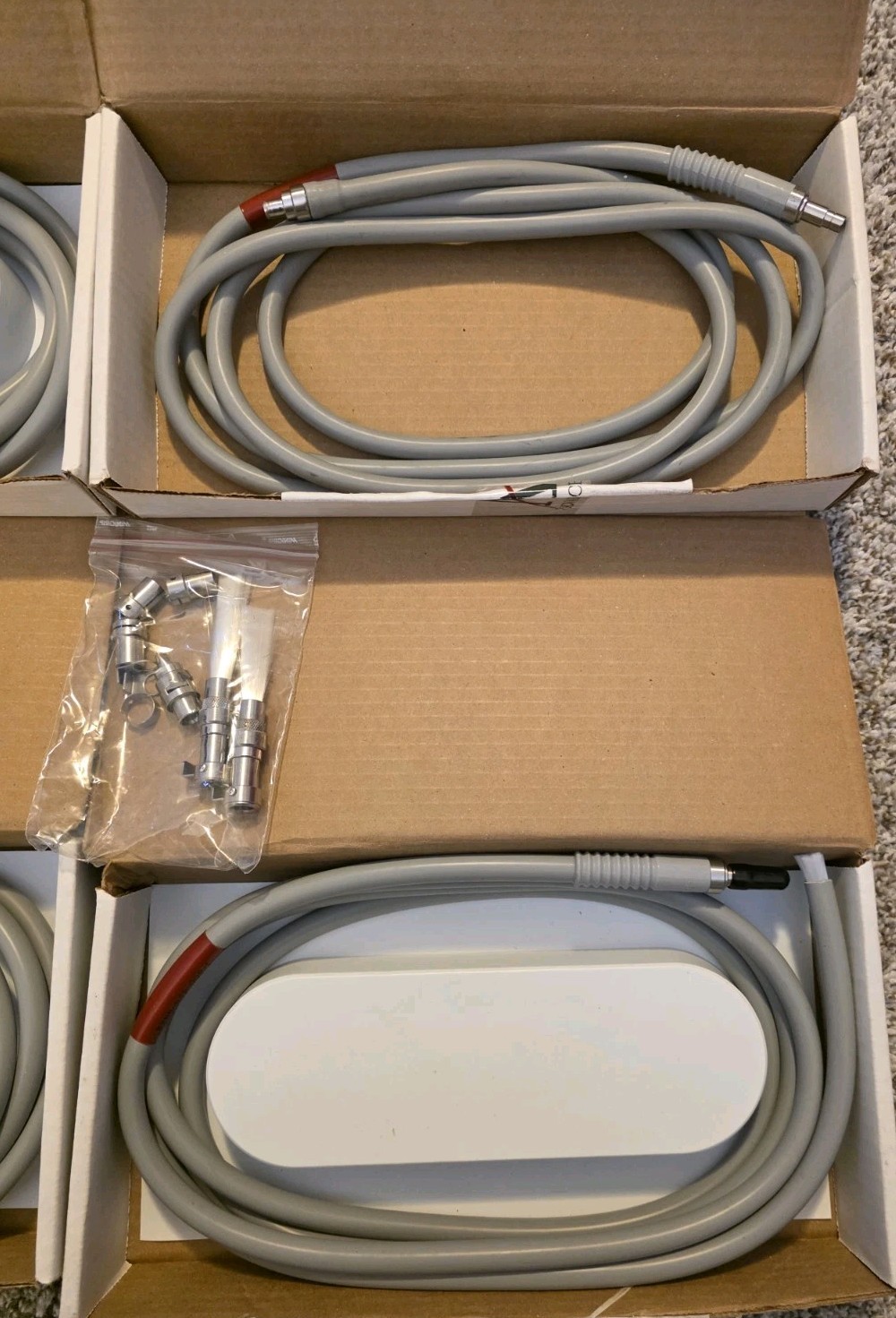 Lot Of 4 Stryker Endoscopy 233-065-010 fiber optic light cables With Extra Tips