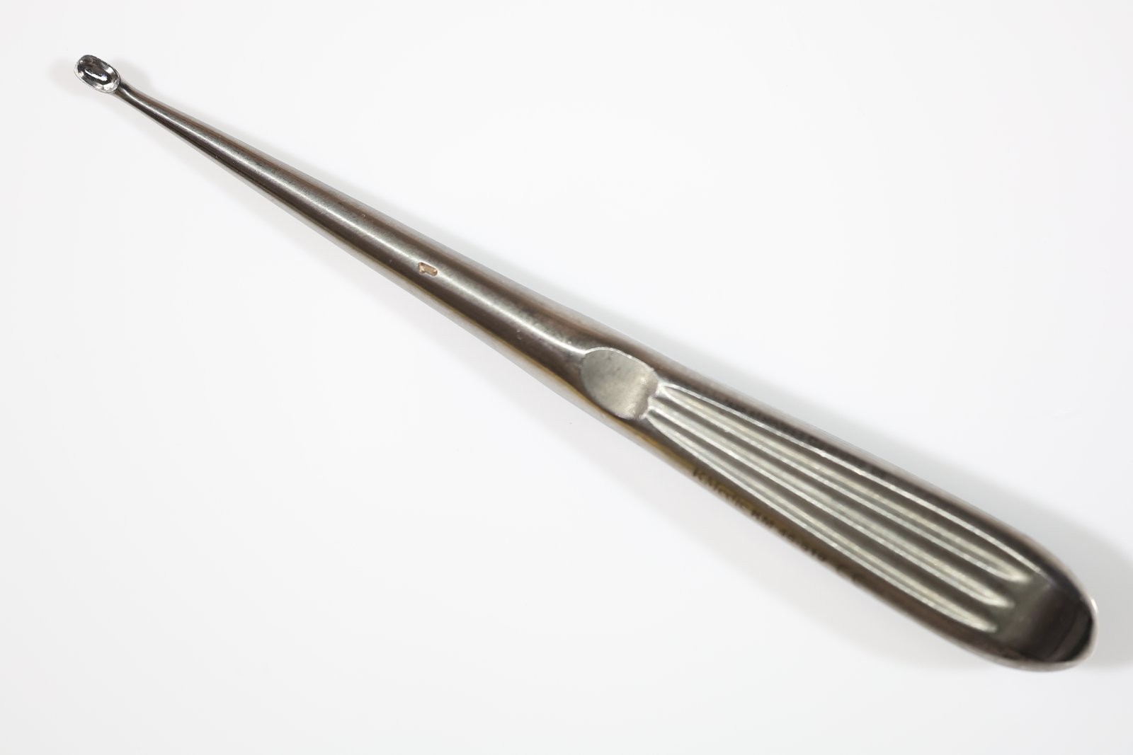 KMedic KM46-519 Brun Curette, Straight, Size 1, 4mm x 7mm Cup, 6-3/4in