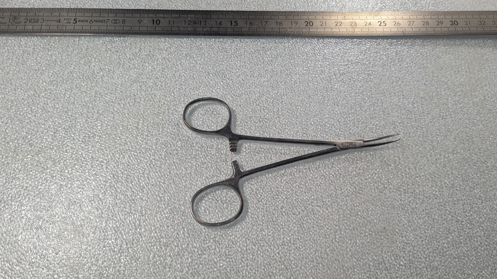 V. Mueller SU2699 Halsted Micro-Line Atery Forceps 5″