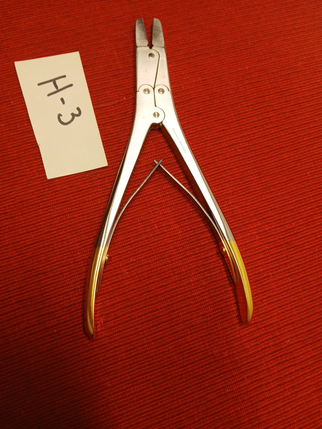 Codman Symmetry Surgical Tungsten Carbide Jaw Pliers 32-113