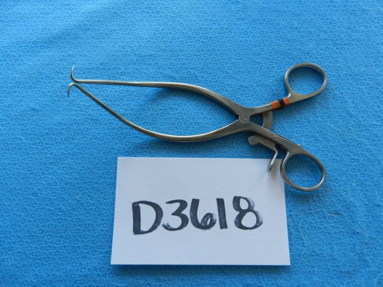 D3618 Boss Surgical Gelpi Retractor 18-3096
