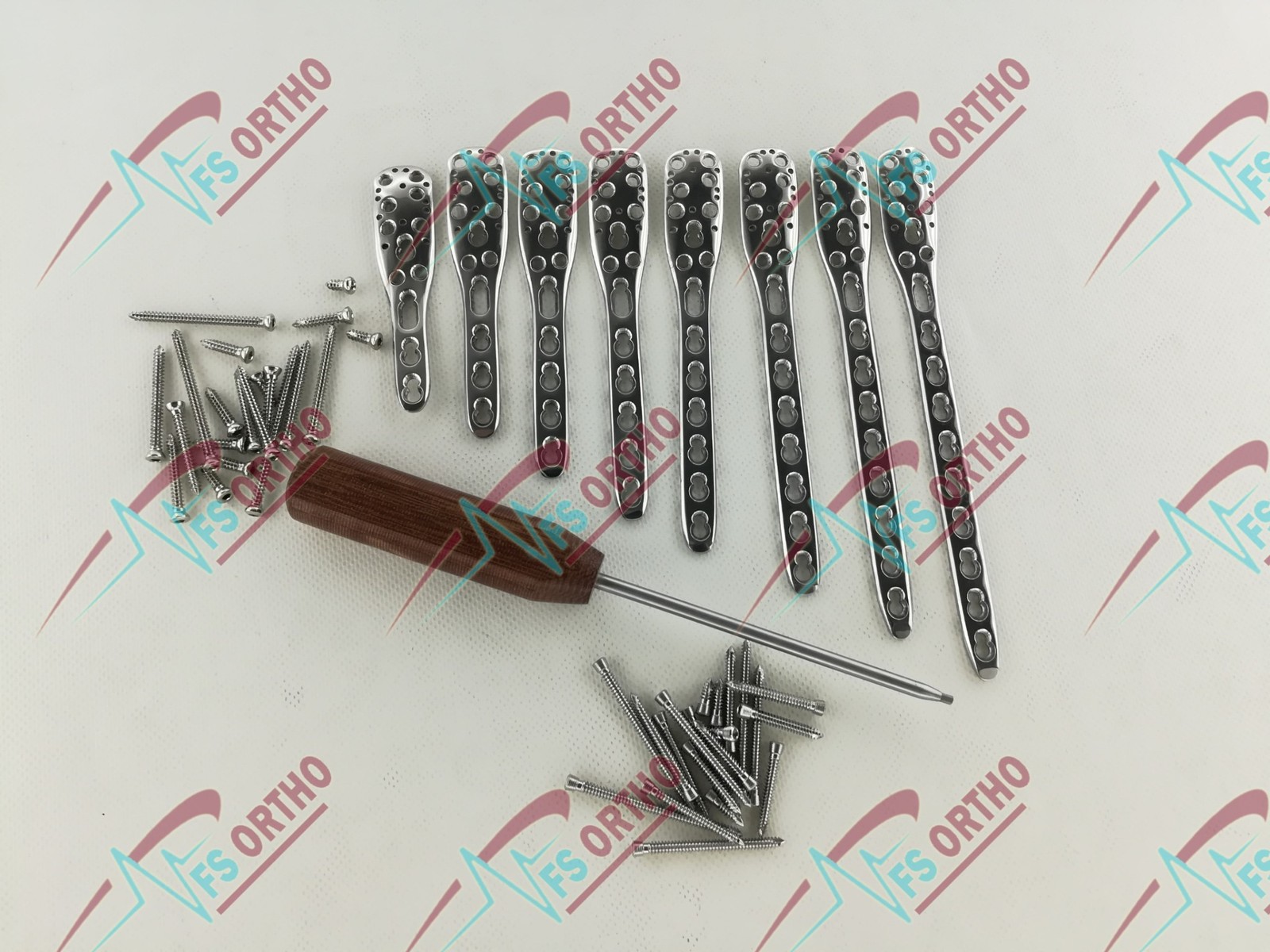 Locking Proximal Humeral Multi Angle (PHILOS)3,5,7 ,9 &11 H & LCP Screws SS316