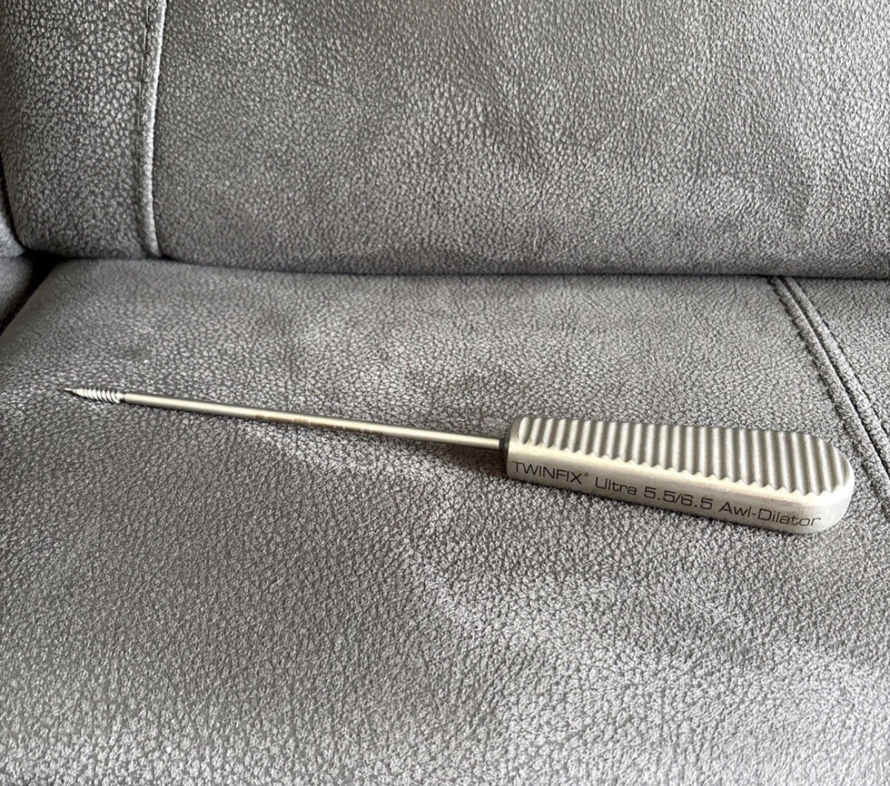 SMITH NEPHEW – Twinfix Ultra 5.5/6.5 Awl-Dilator – REF: 72202634