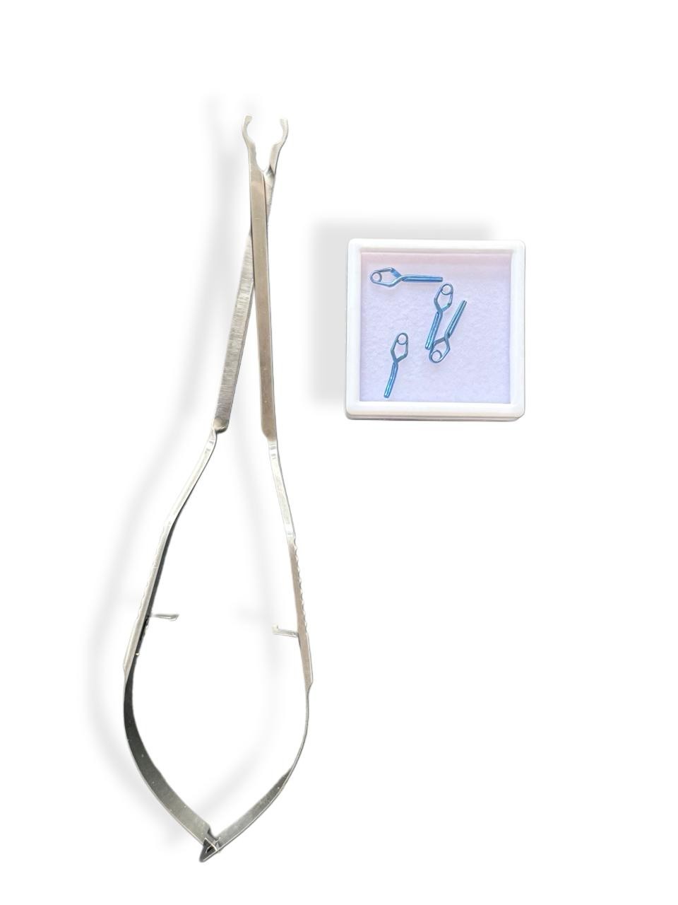 Lot of 4 Aesculap Yasargil Aneurysm Clips FE752K FT280T Titanium With Applier