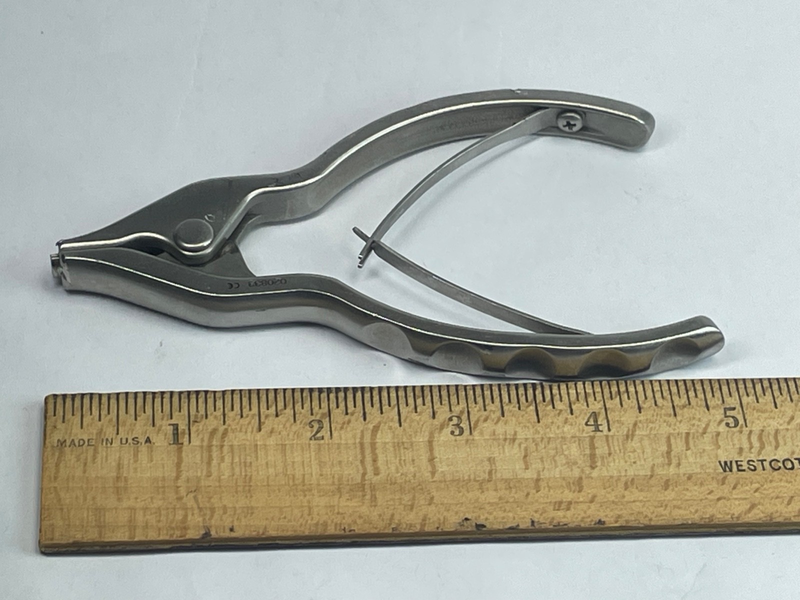 arthrex ar-8005d 020833 pliers (compression staple distractor)