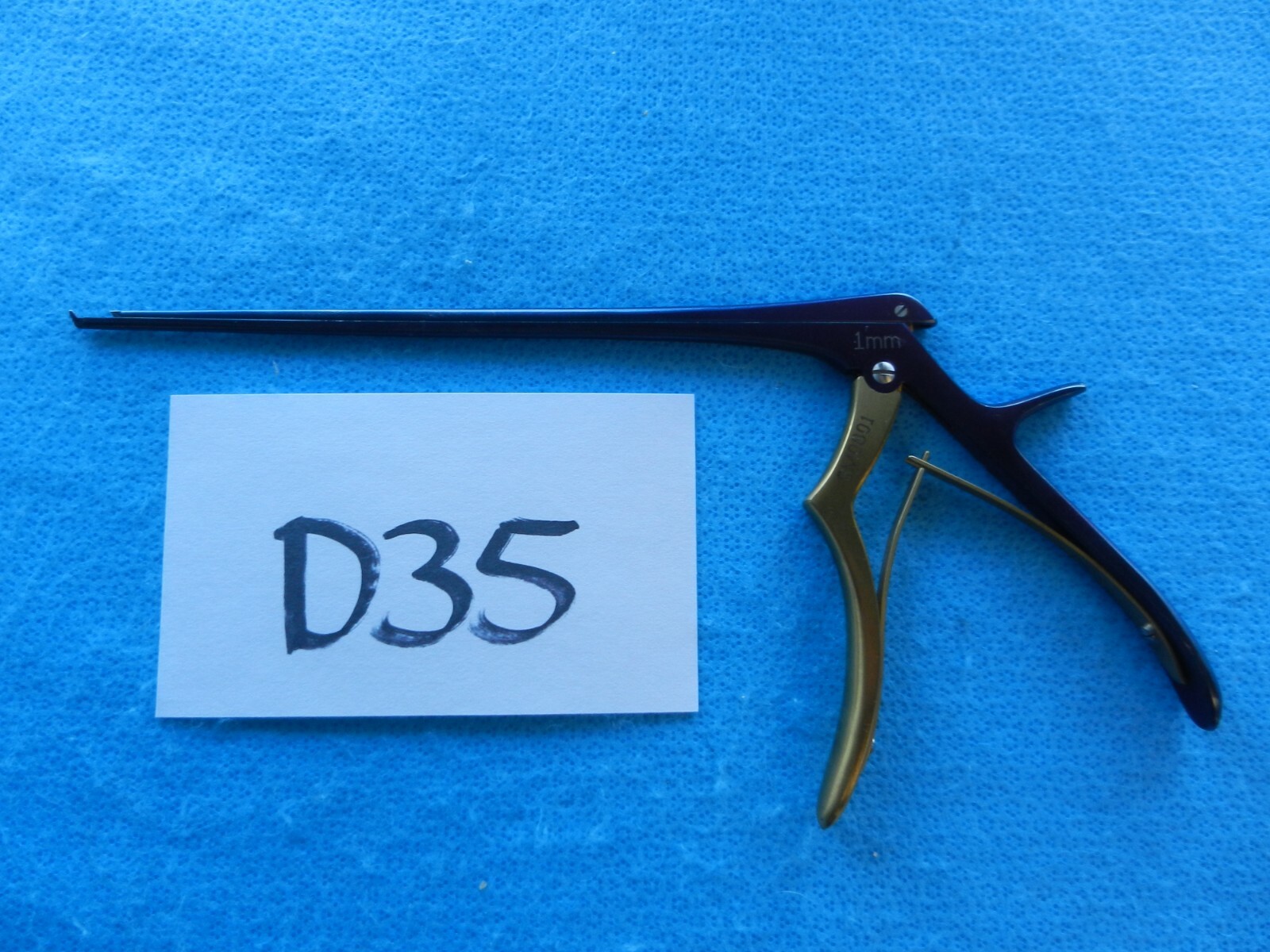 Medtronic V. Mueller Boss Surgical Orthopedic 1mm 8in 40 Deg Ronguer SM0801