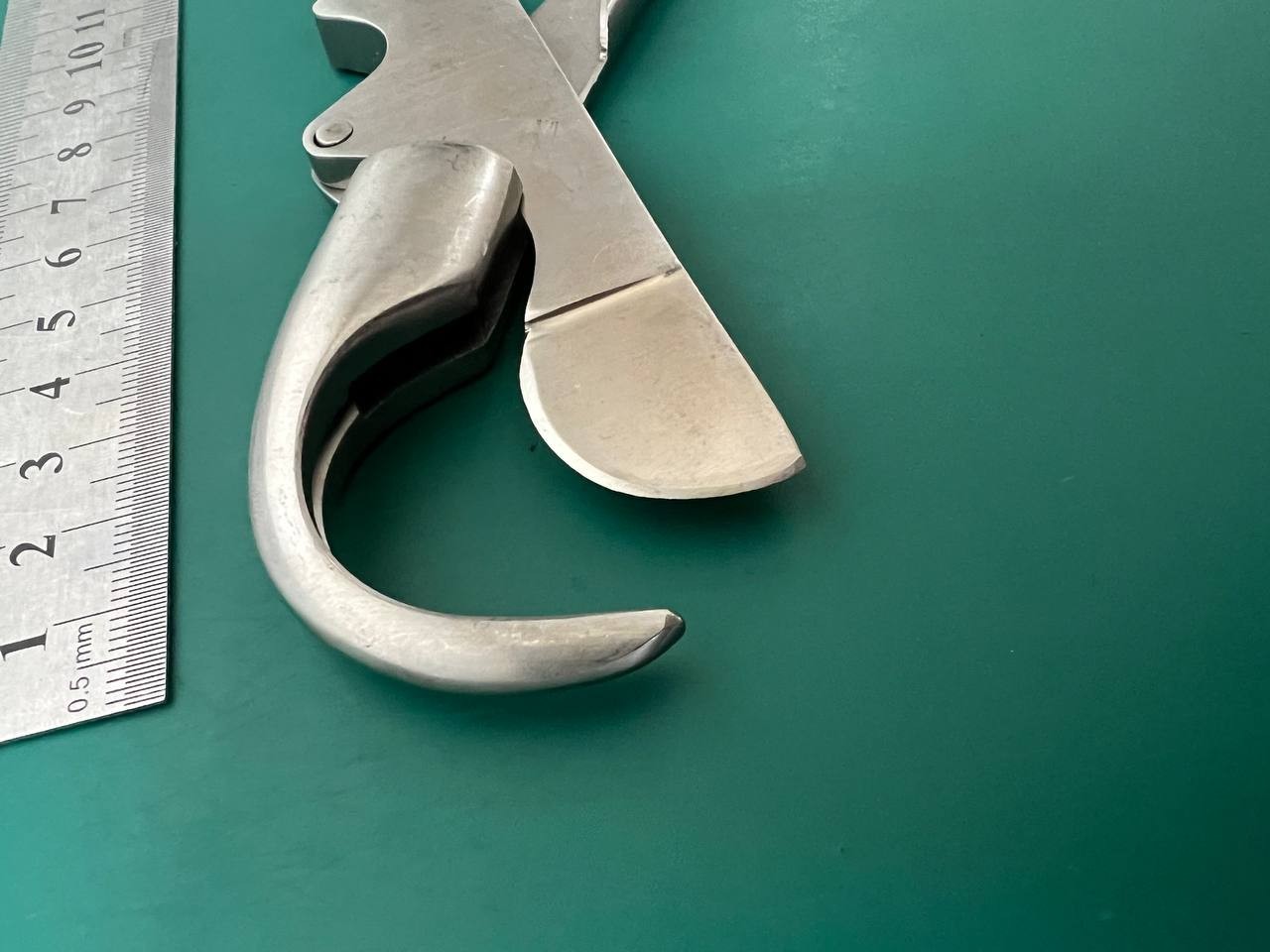 Integra Jarit 300-302 Gluck Rib Shears