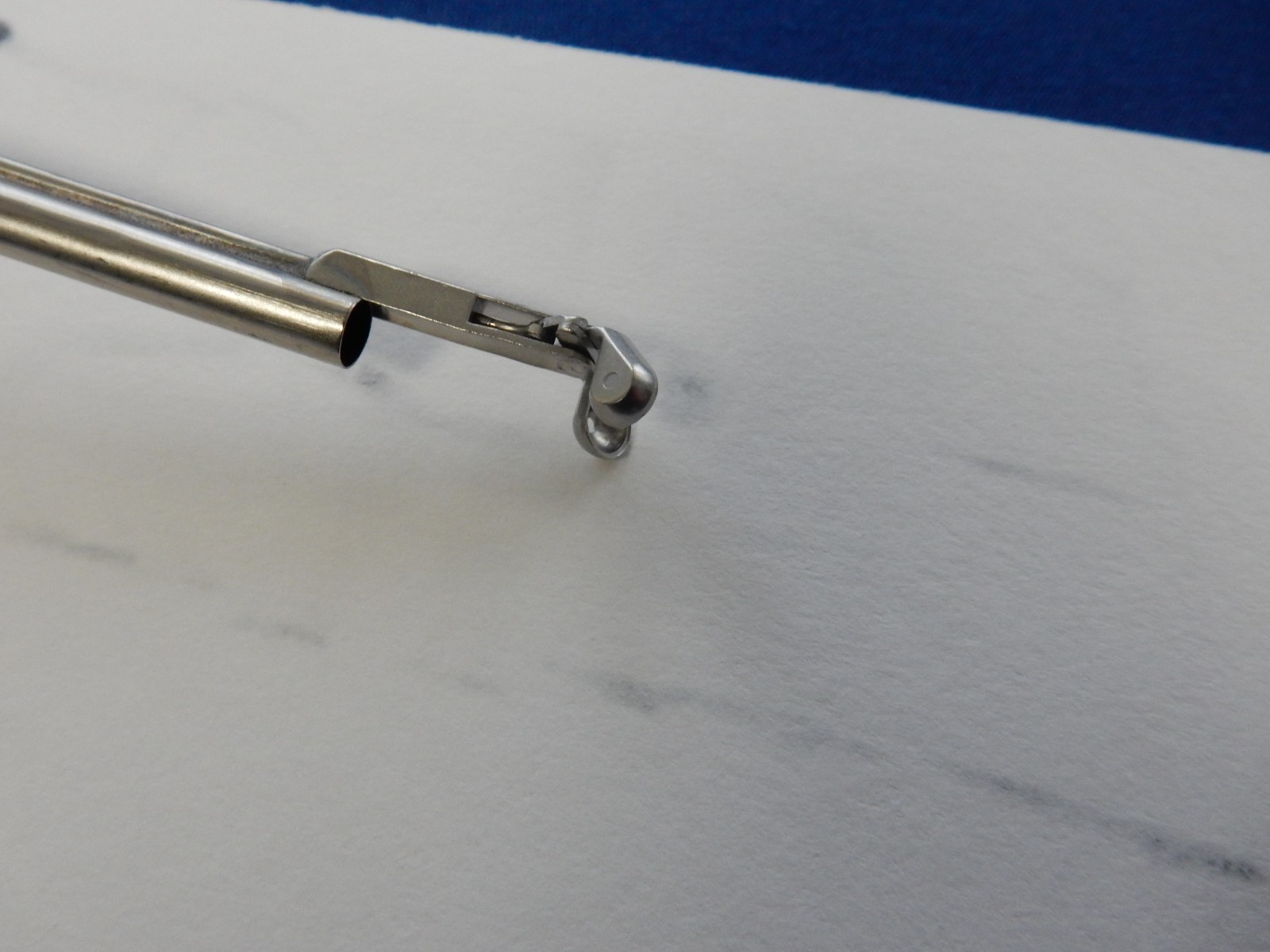 ACMI E8213 Elite Series Optical Cup Tearing Forceps 25cm Working Length