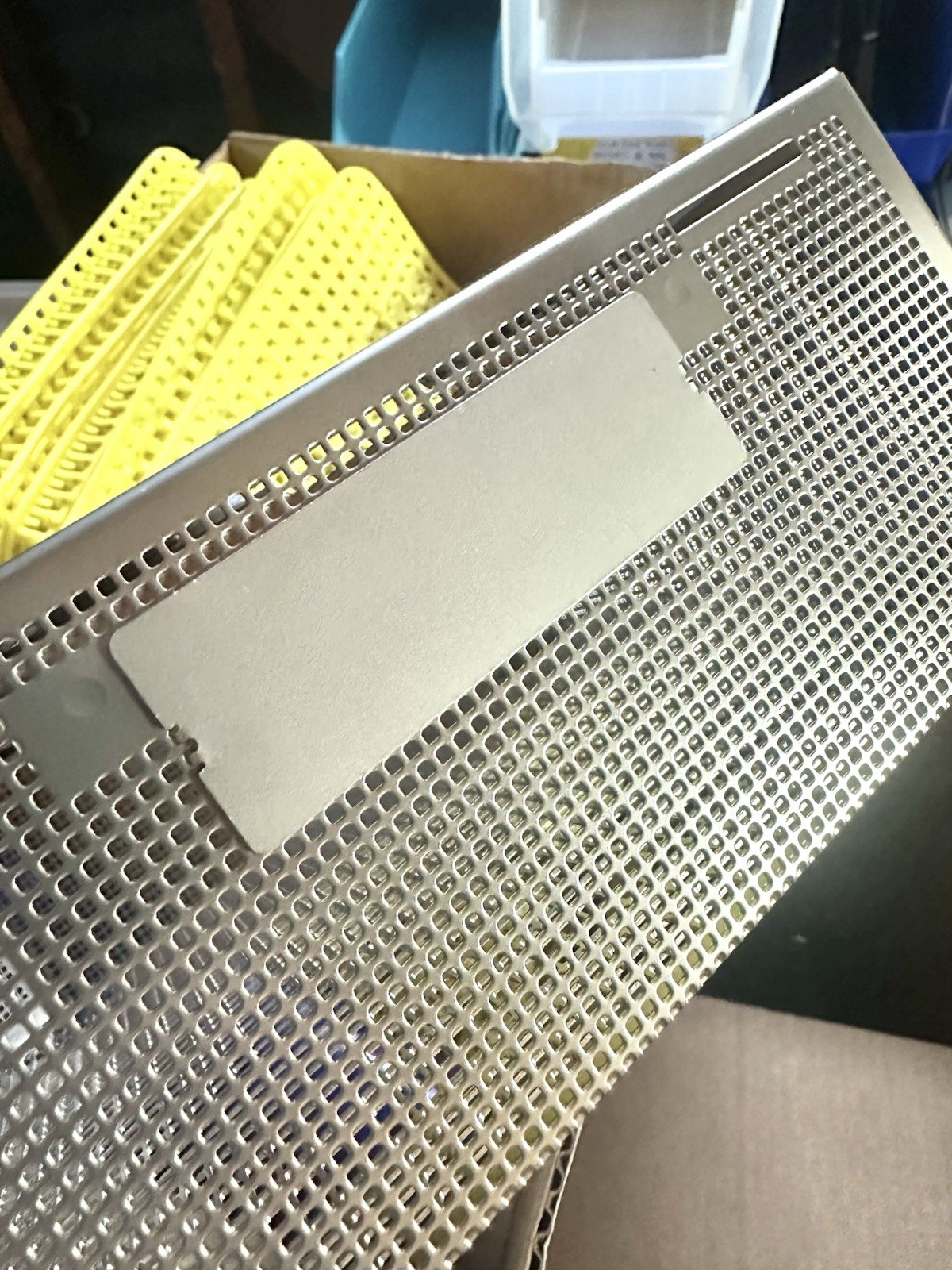 Aesculap JG617U Sterilization Barcode Identification Label Plate 89mmx28mmx10mm