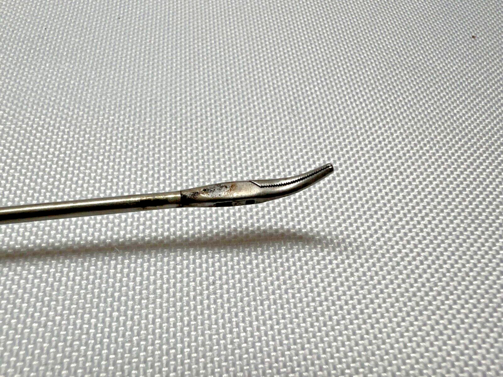 Pilling 509202 Ossoff-Karlan Grasping Forceps 1mm Serrated Curved Right Ebonized