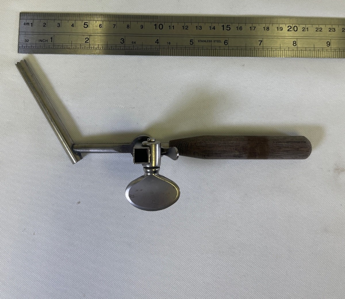 Aesculap FF897R Right Caspar Cervical Drill Guide Stainless Steel Neuro Spine