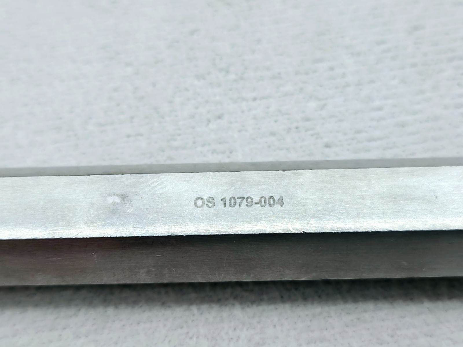 V. Mueller OS1079-004 Key Periosteal Bone Elevator 1/2″ Wide -Ultrasonic Cleaned