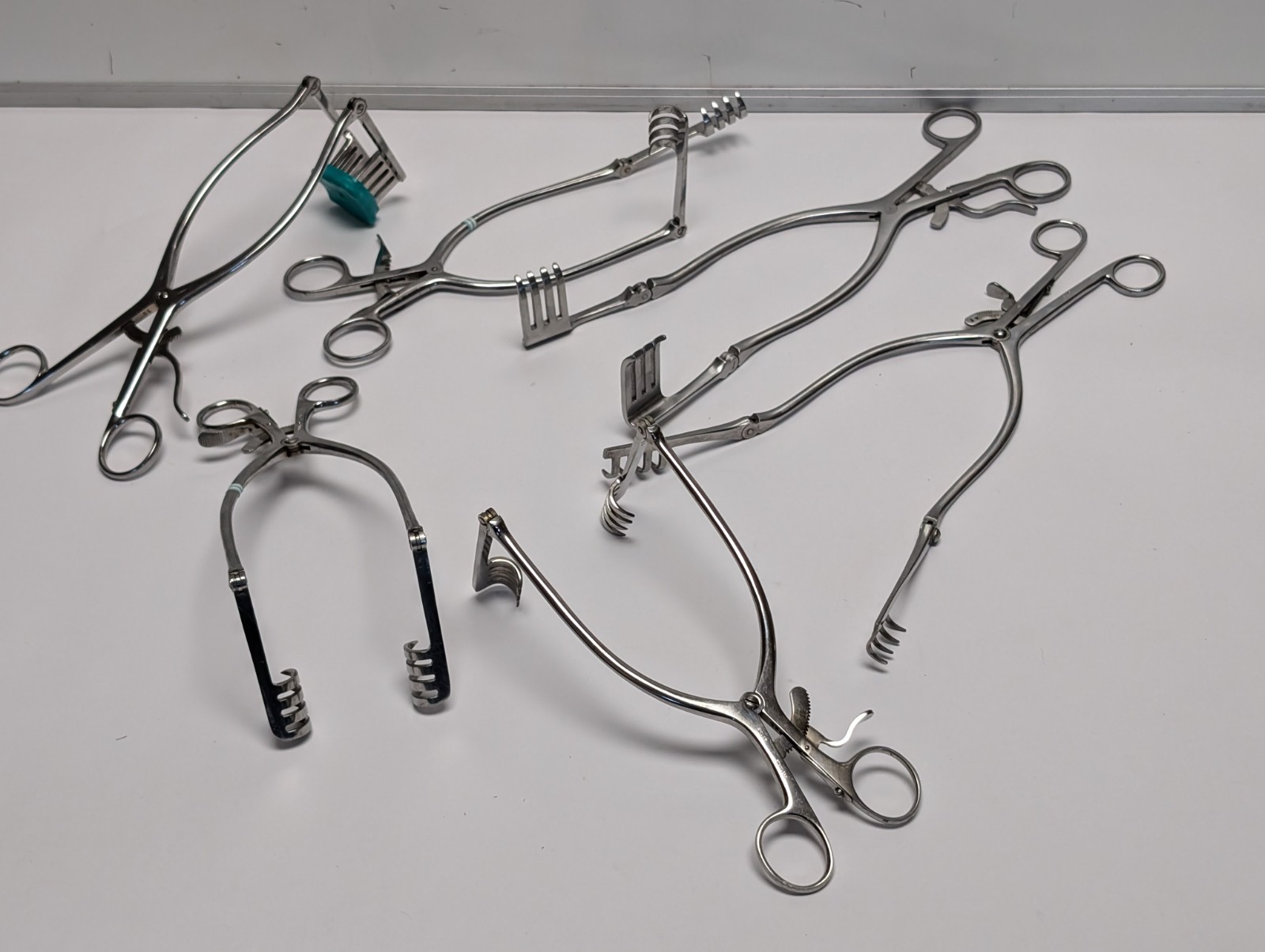 6 pcs. Assorted Surgical Retractor SKLAR LAWTON (USED).