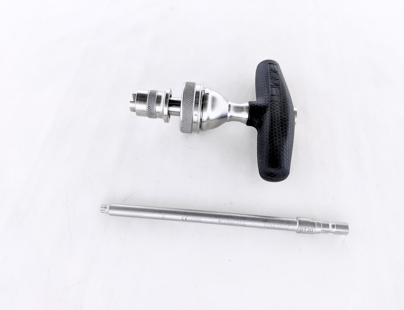 Zimmer Biomet 110017412 T-Handle Ratchet AO Type Cannulated W/ Star Shaft 2 Pcs