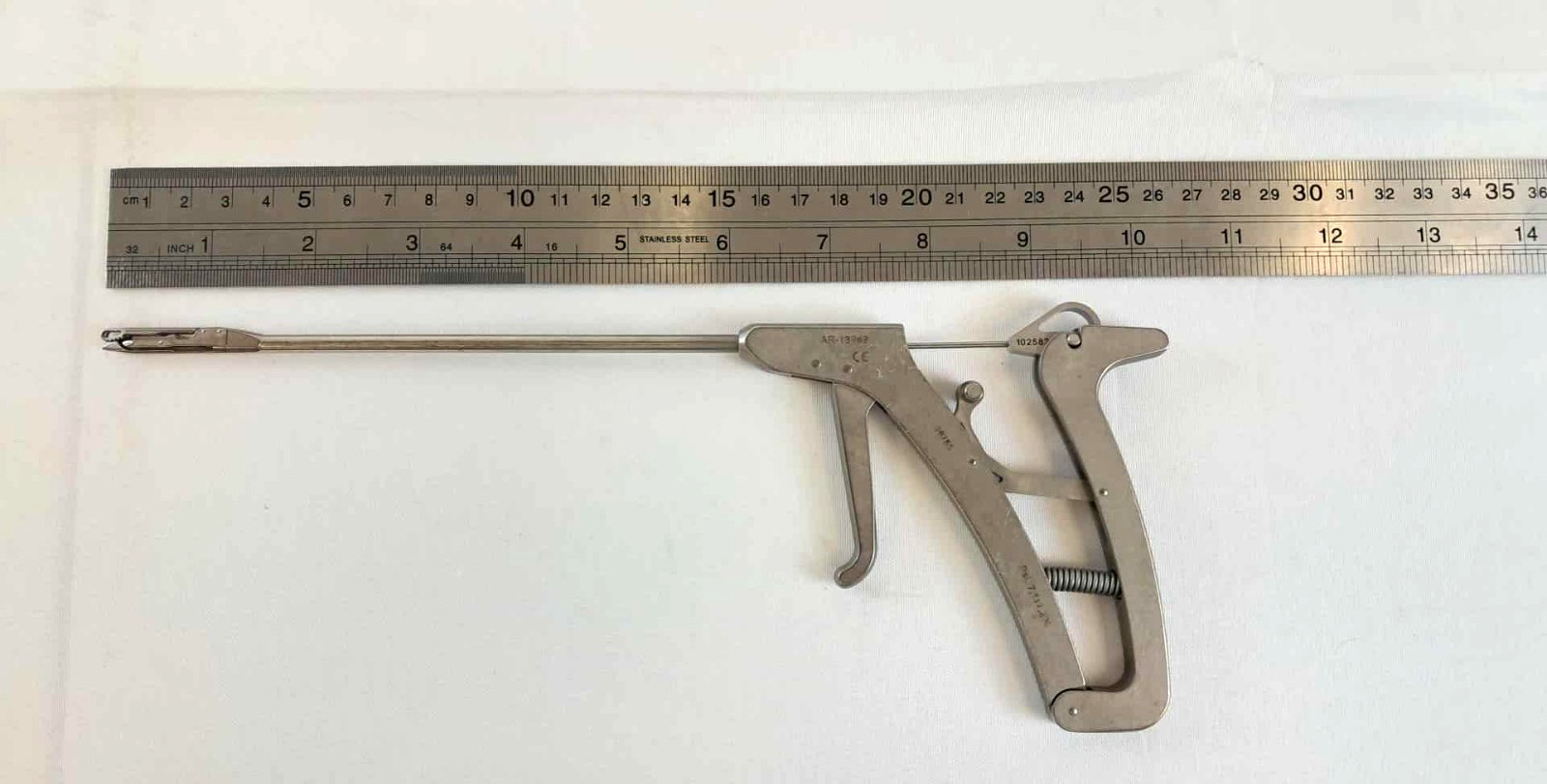 Arthrex AR-13982 Needlepunch II 16mm Rod, Suture Passing Instrument w/ AR-13982P