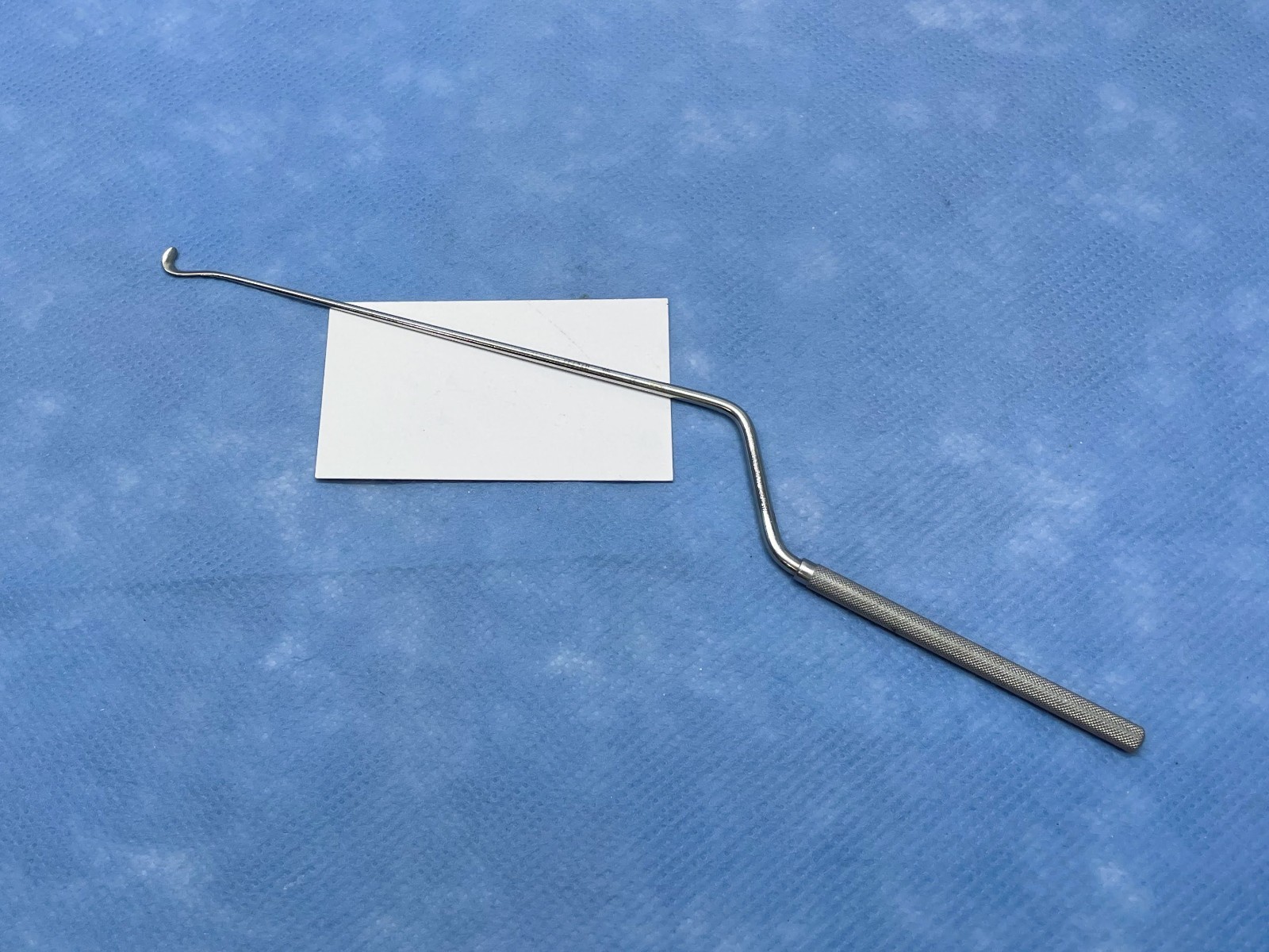 Aesculap FF626R Landolt Dissector, Up, 10.25″, Bayonet, Blunt