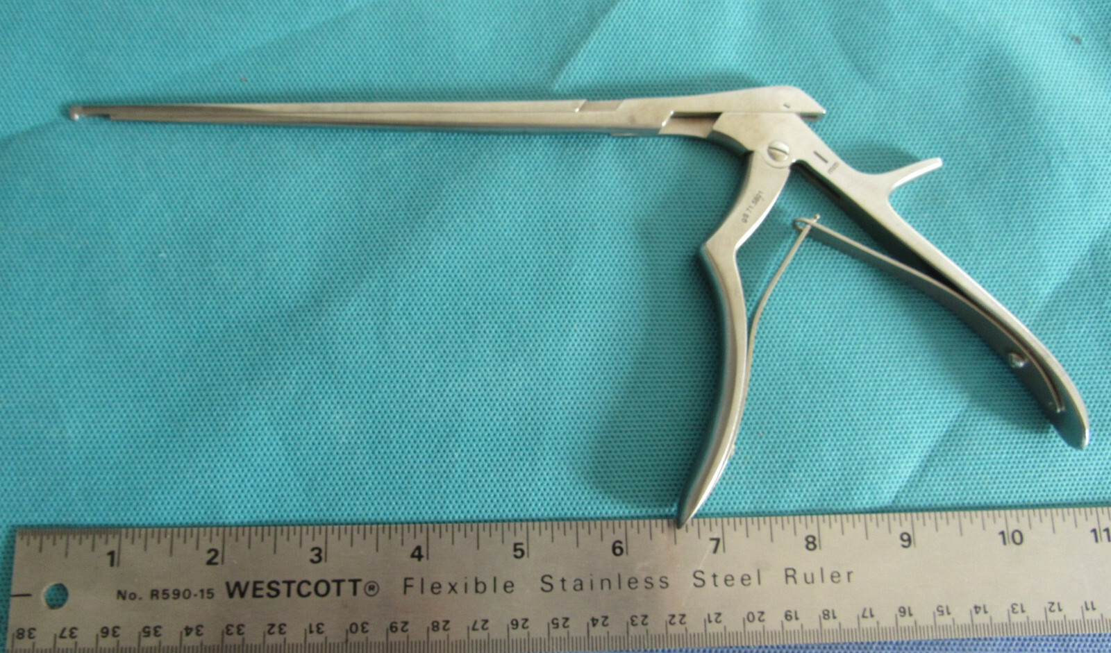 gSource 71.5801 Spurling Kerrison Punch, 8″ Shaft, 90 Degree Downward 1mm Bite