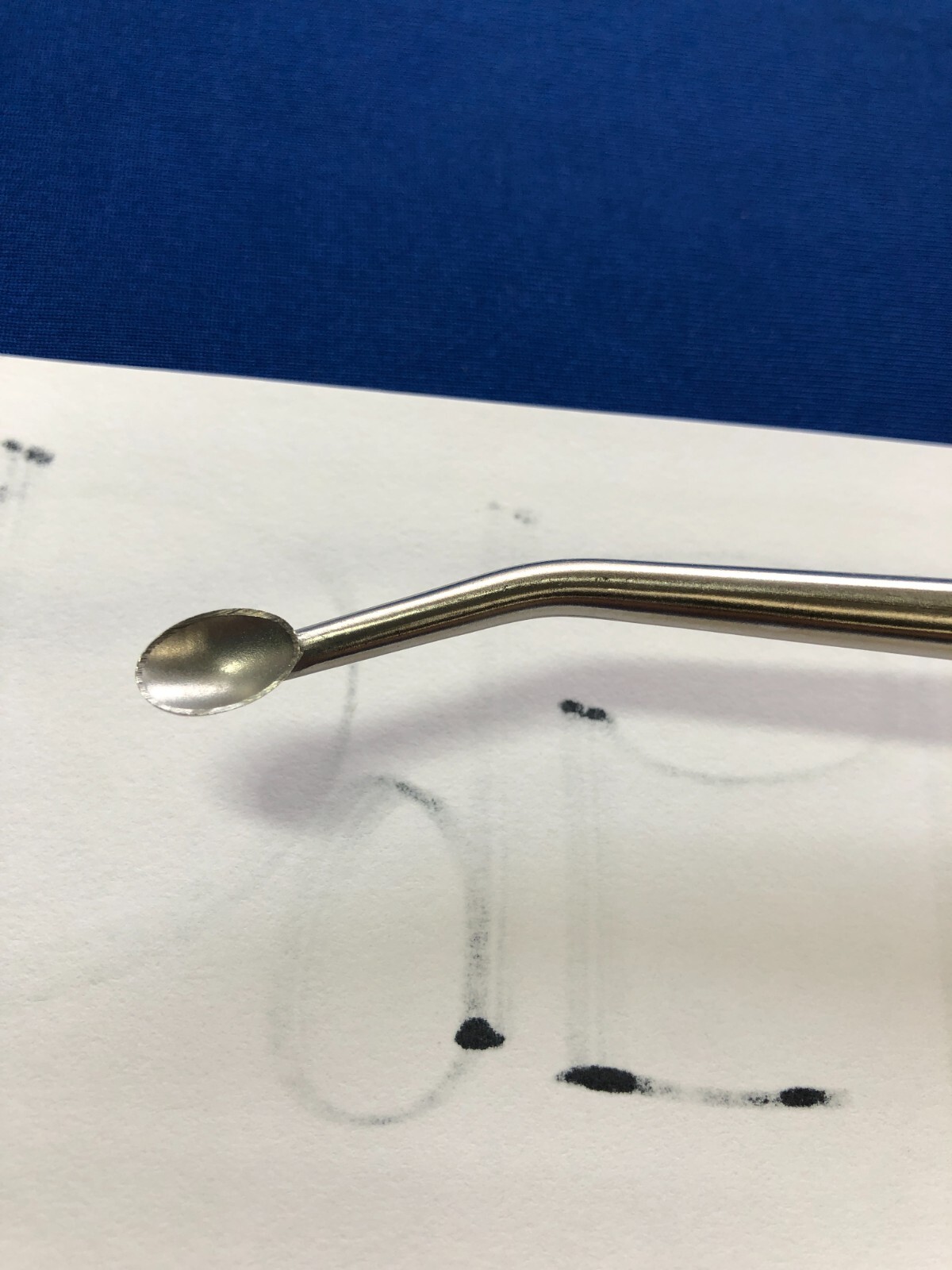 D9510 Life Instruments 710-1504-4 Lateral Angle Curette Size 4 , Left