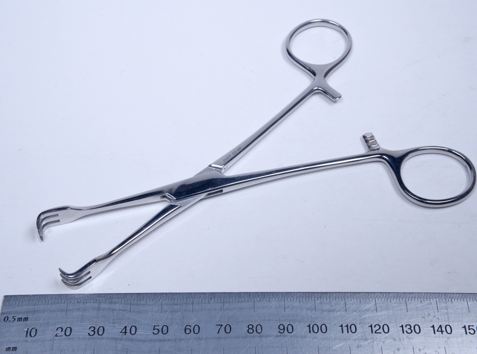 Integra Jarit #150-160 Lahey Traction Forceps 6¼” Stainless Steel 3×3 Surgical