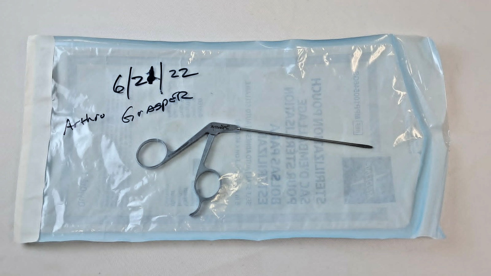 Arthrex AR-11700NR Pointed Straight Tip Grasper 2.75mm Straight Shaft