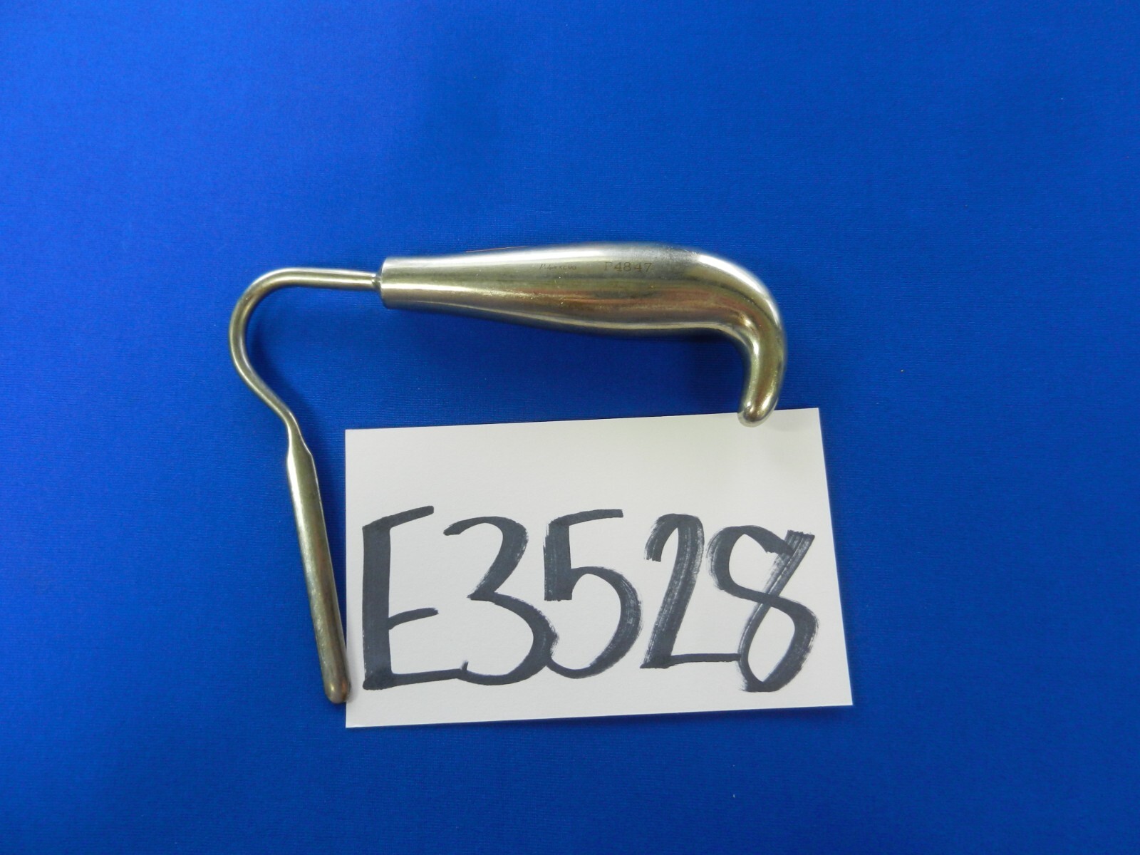 E3528 Padgett P4847 Salinger 9mm Angled Reduction Instrument 93.6 WL x 140mm OL