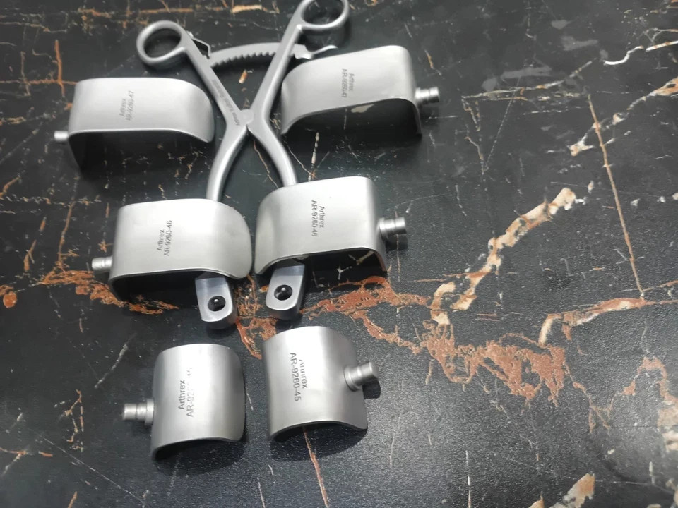 Arthrex AR 9260-46 Kolbel Retractor Set With 6 Blade Shoulder Repair Surgical