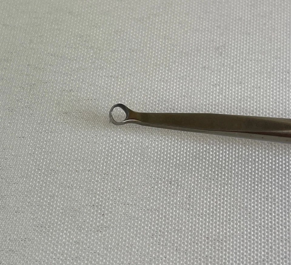 Arthrex AR-23020 D-Curette Both Sides Cut 3.4mm x 150mm Arthroscopy Orthopedics