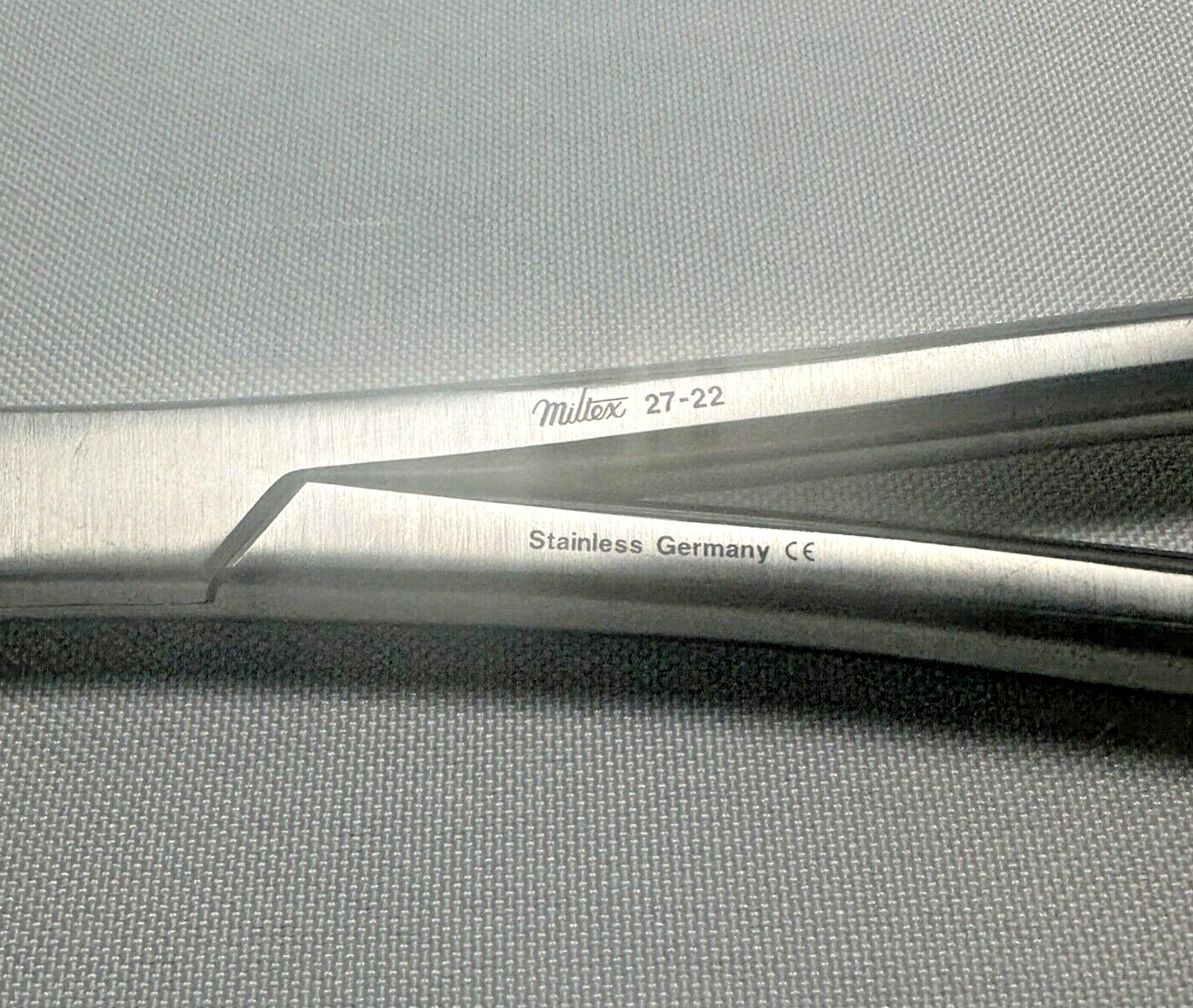 Miltex Integra 27-22 Bone Holding Forceps, 17 in. , Plain
