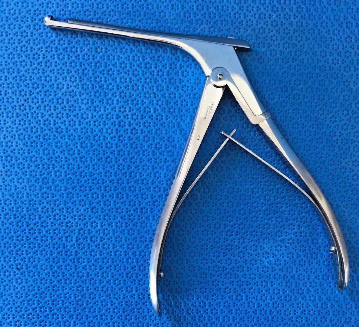 Karl Storz N1952 4mmX90° Up Kerrison Rongeur Sz 2 ENT Orthopedic 30 Day Warranty