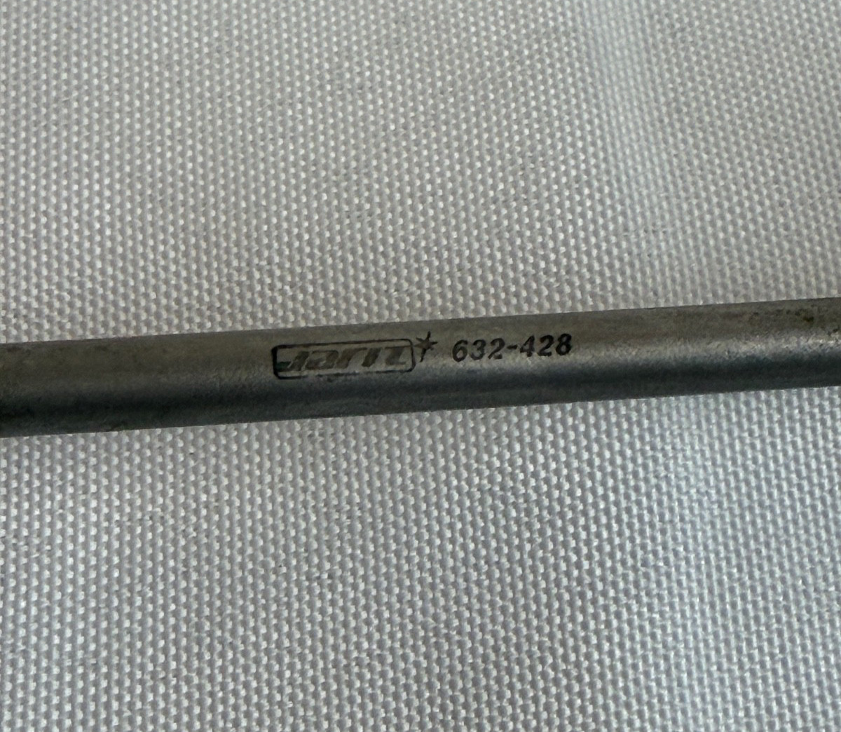 Jarit 632-428 3.5mm x 10.5cm Auto Valve Cannula & Blunt Obturator Manual Lever