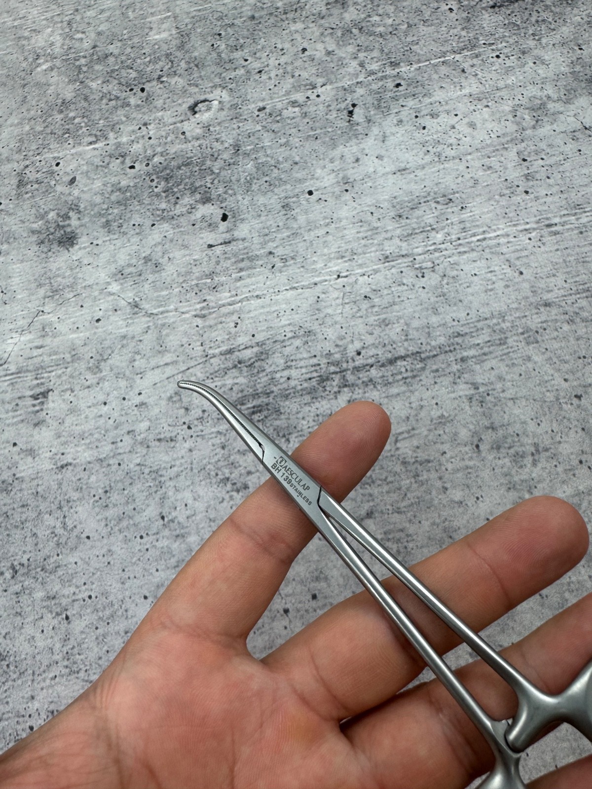 Aesculap BH139 BH 139 Dandy Curved Delicate Forceps 140mm Length