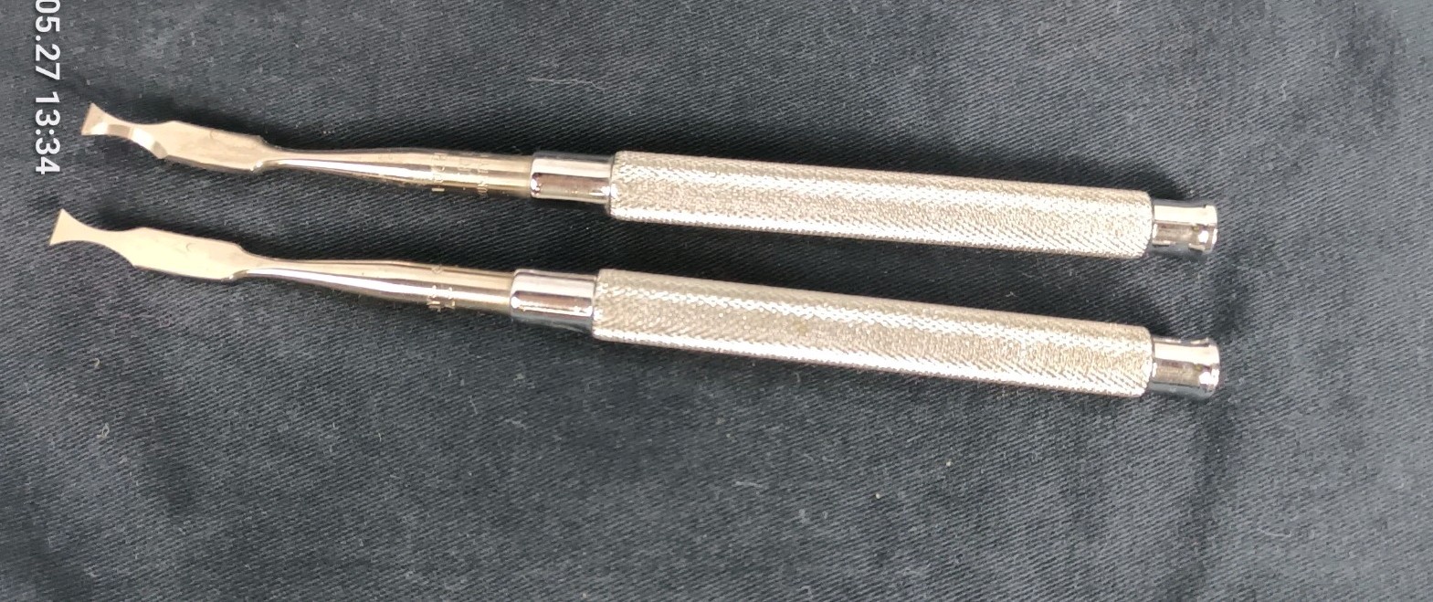 Hu-Friedy Dental PERIODONTAL CHISELS – Set of 2 OCHSENBEIN # OCH1 & OCH2 fc