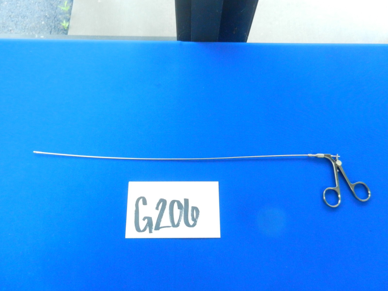 G206 Stryker 505-880-117 Flexible Cup Forceps 7fr 41cm Overall Length