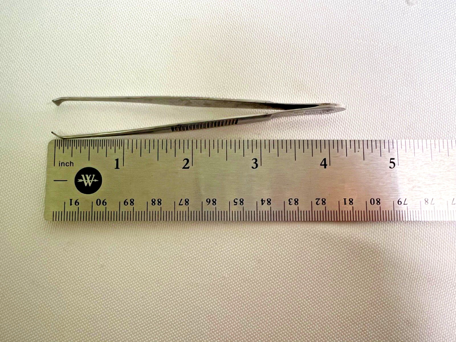 MSI Precision Instruments 5-2673 Graefe Fixation Forceps 4.5mm Jaws X 4-1/4″ WL