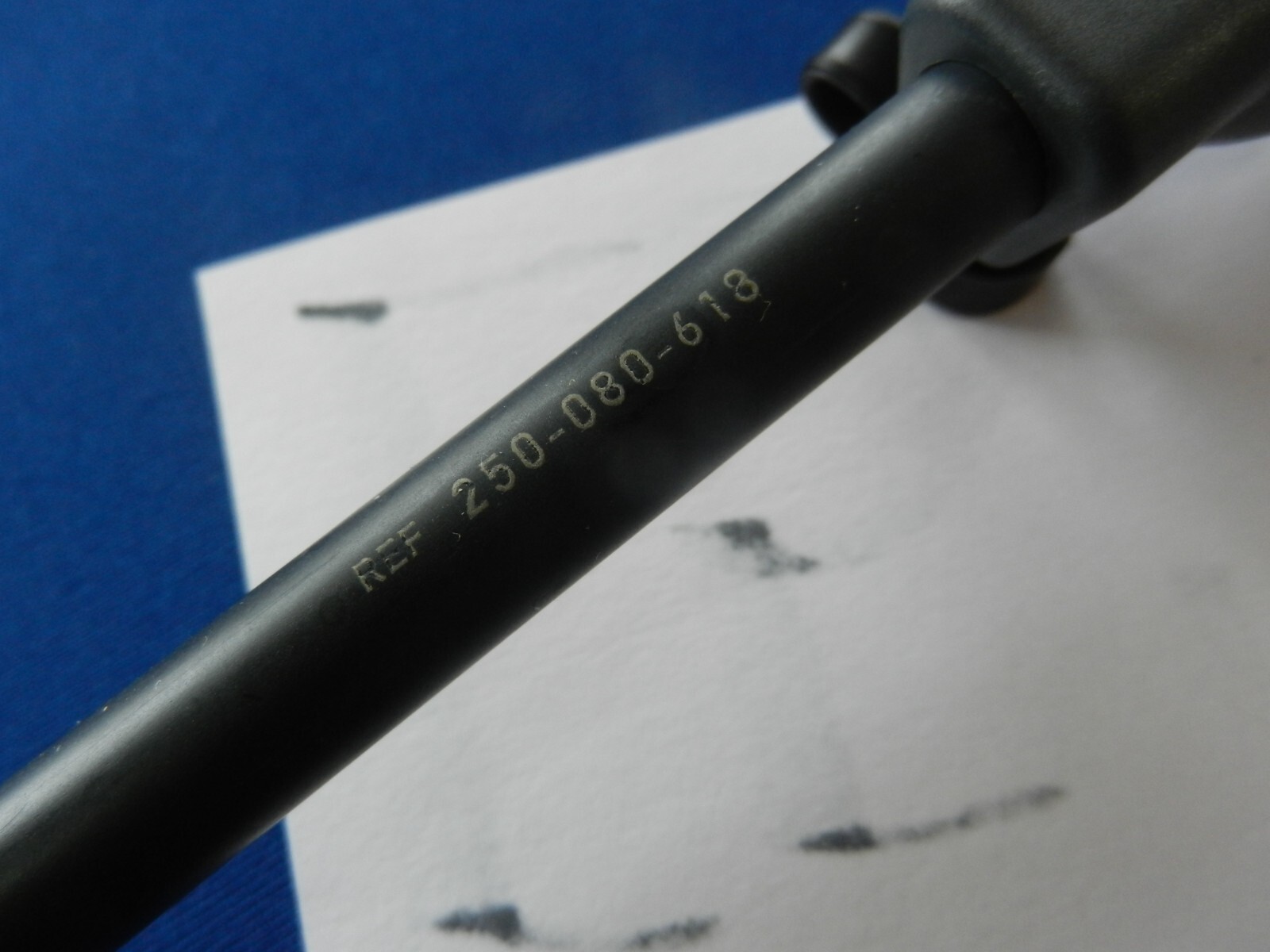 E5292 Stryker 250-080-249 Mixter Forceps 10mm x 33cm