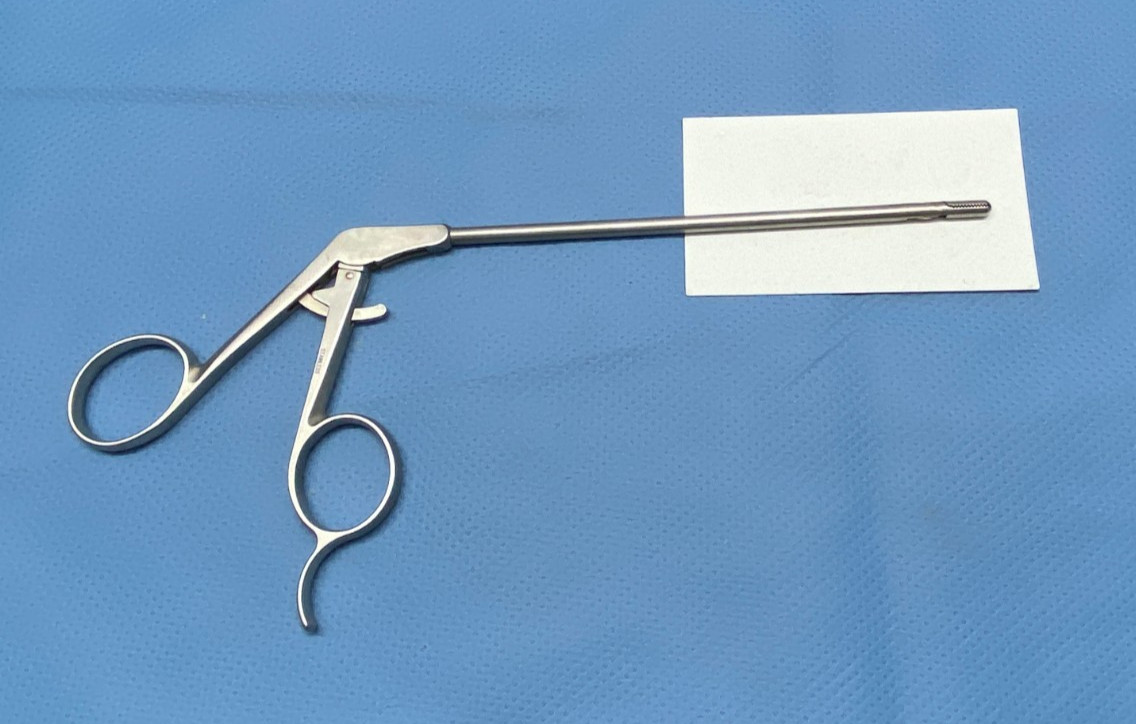 Shutt Linvatec 18.1002 Arthroscopy Alligator Grasper, 4.5mm, Ratchet