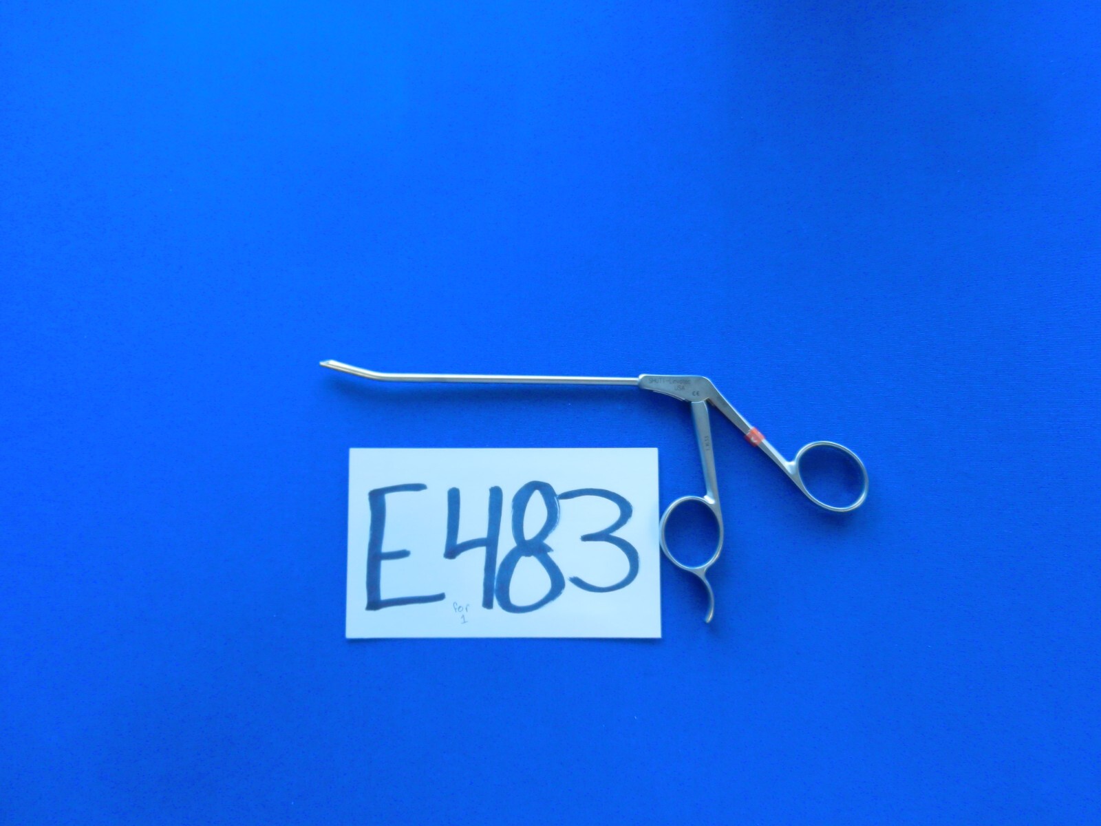 E483 Linvatec 2.75mm 15 Degree Up Angled Mini Tip Forceps 130mm 1.1633
